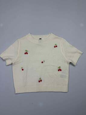 H&M Divided White Cherry Embroidered Short Sleeve Cropped Sweater